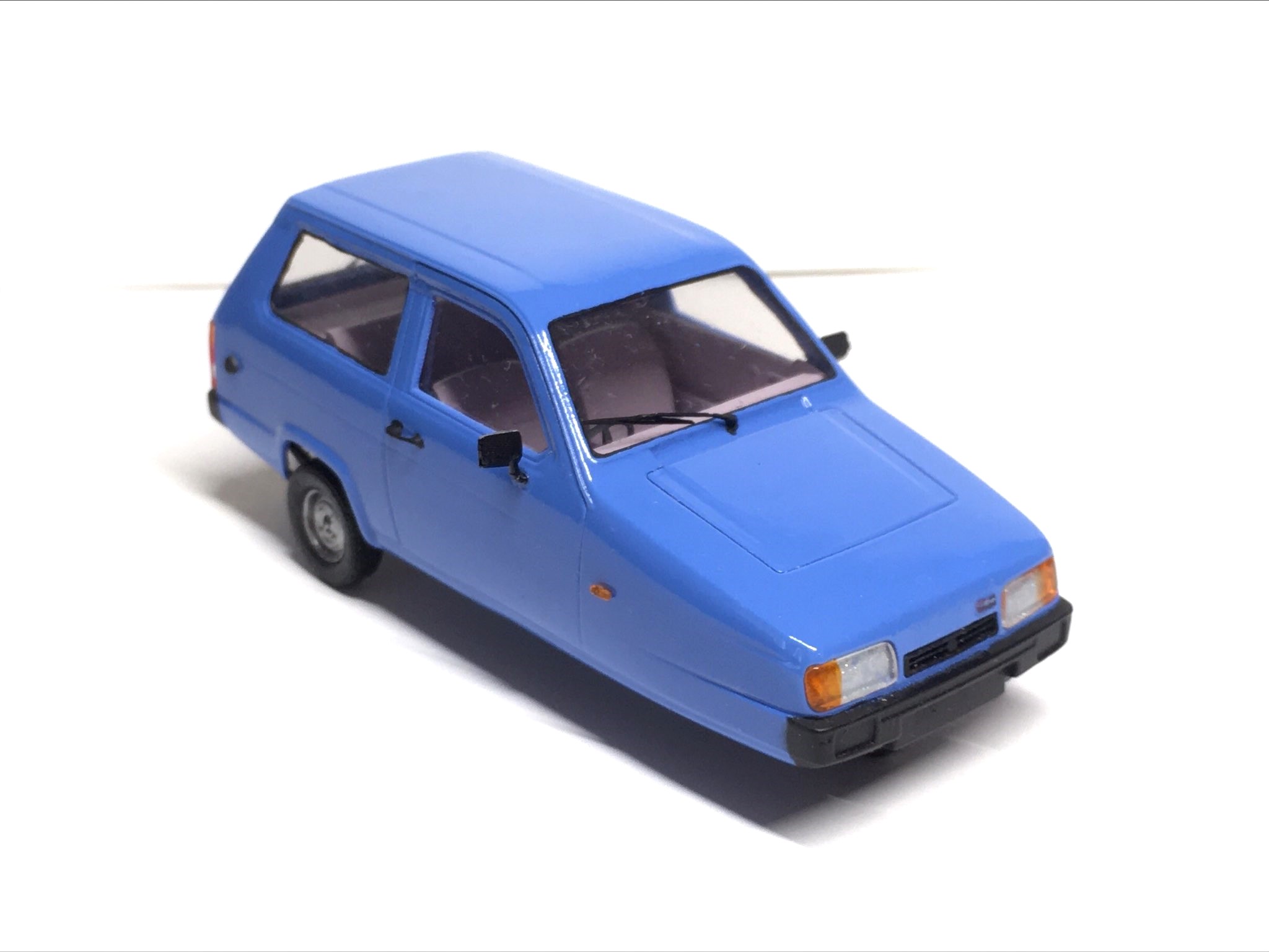 Reliant-Robin mk2 (blue)