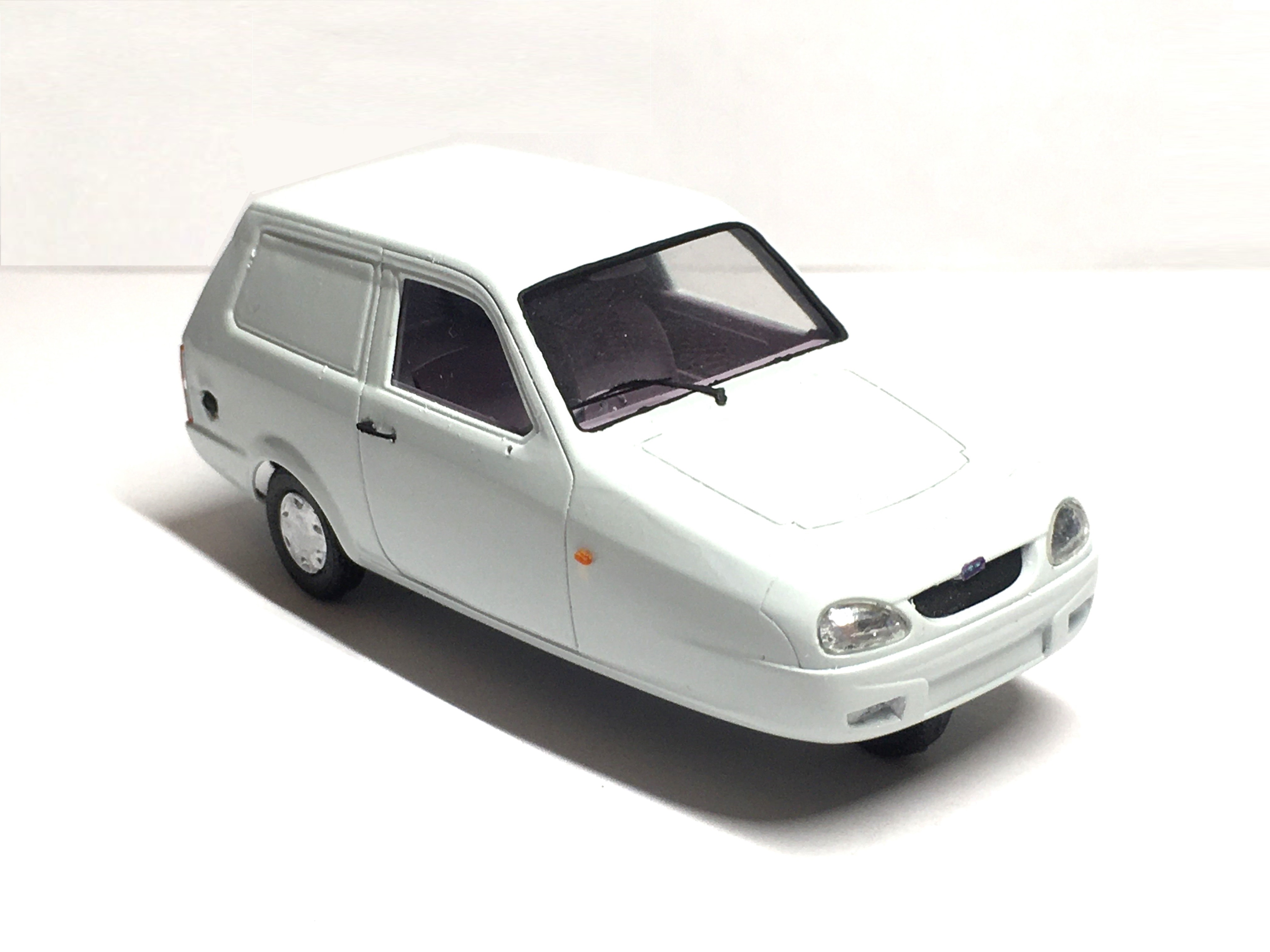 Reliant-Robin mk3 (van)