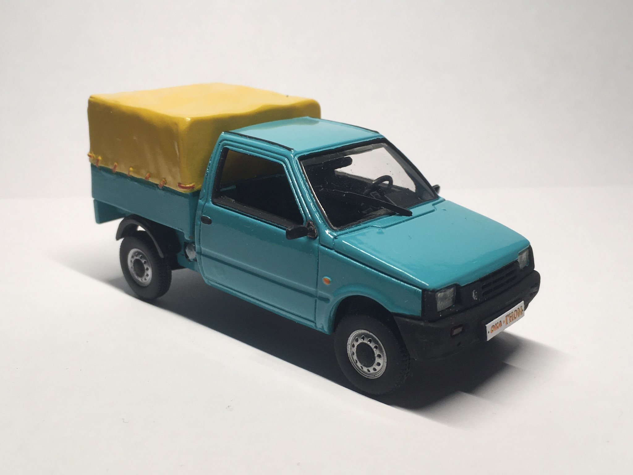 'Gnome' Zma-1901 (with canvas)