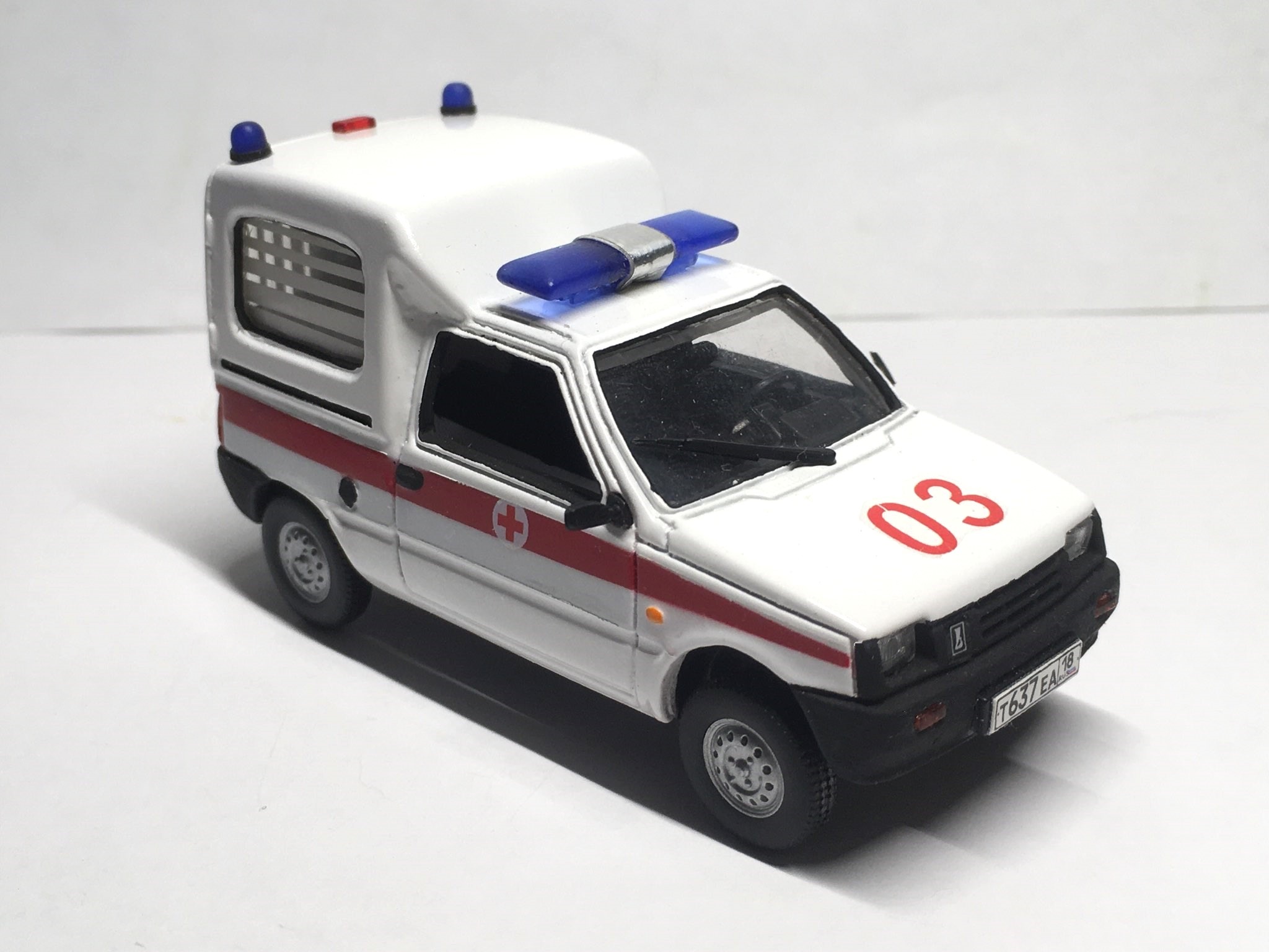 'Toyma' Zma-17013 (ambulance)